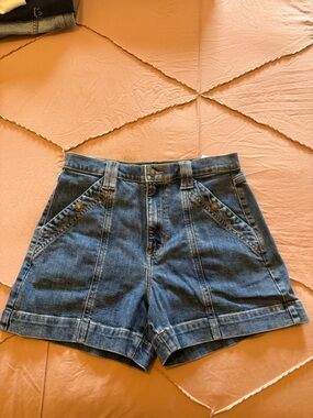 NWOT- Classic High-Rise Blue Denim Shorts with Front Pocket Detail